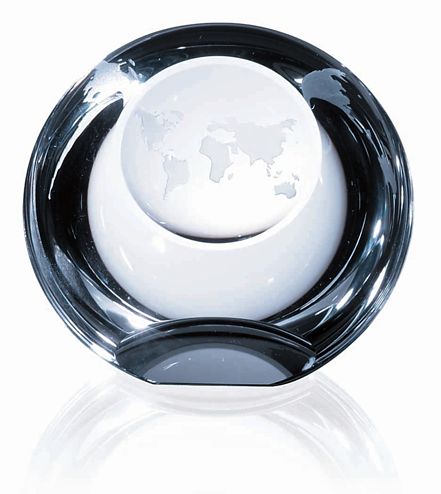 OCDPRC669 - Globe Dome Paperweight - Click Image to Close