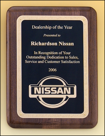 7 x 9 Walnut stained plaques with black textured center - OCTP4305